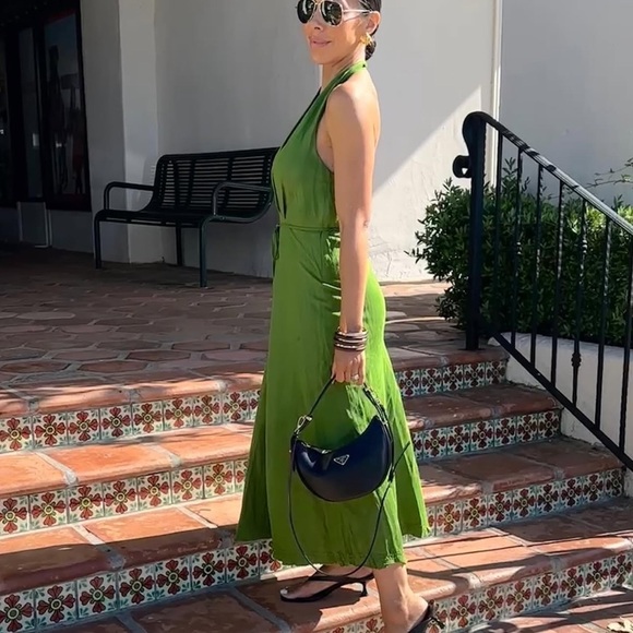 BLOGGERS FAVORITE Zara Vibrant Green Maxi Dress - Picture 9 of 15